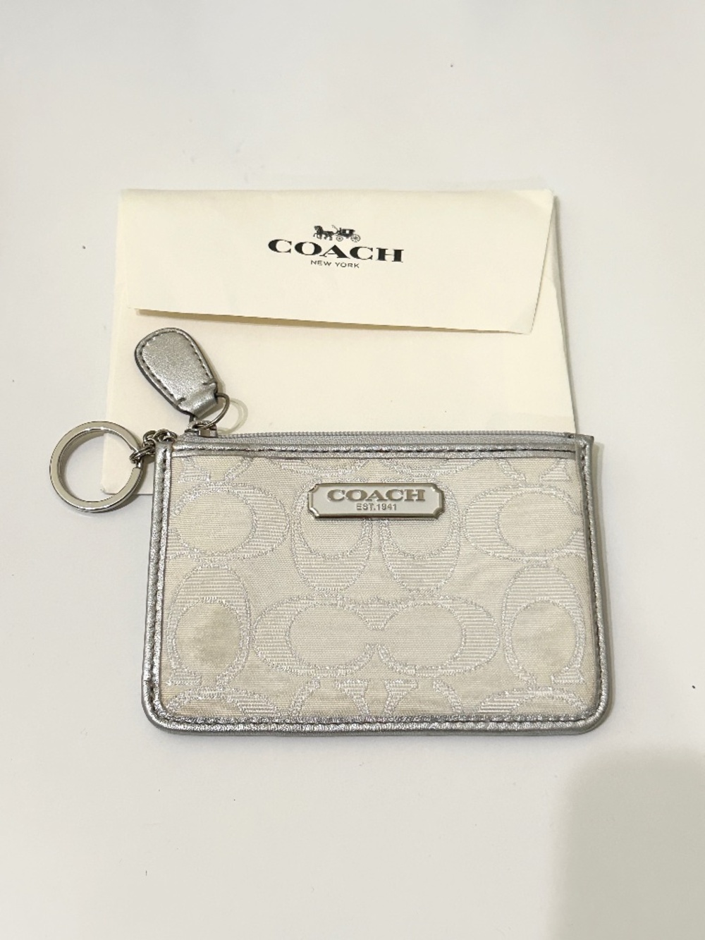 New Coach Silver And Gray Logo Coin Purse Credit Card Pockets Keychain Keyring